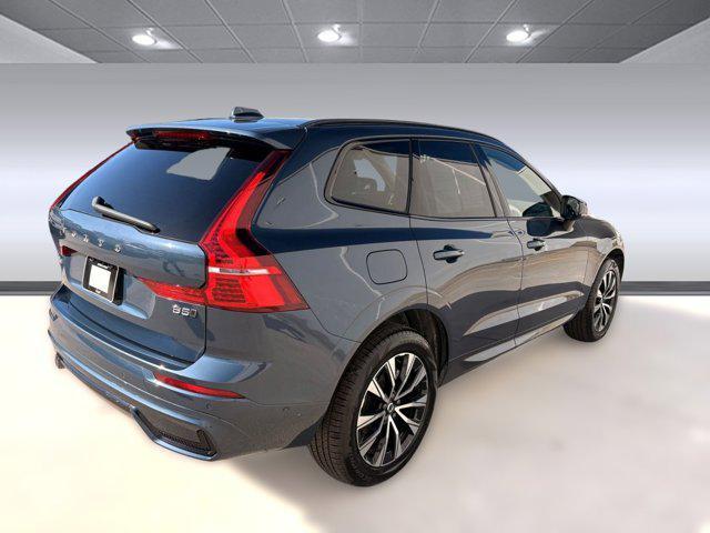 Photo of 2025 Denim Blue Metallic Volvo XC60