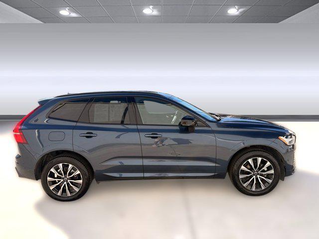 Photo of 2025 Denim Blue Metallic Volvo XC60