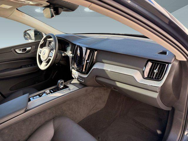 Photo of 2025 Denim Blue Metallic Volvo XC60
