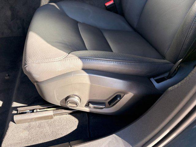 Photo of 2025 Denim Blue Metallic Volvo XC60