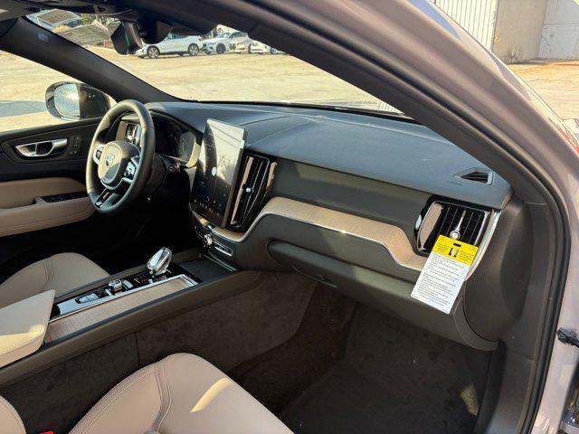 Photo of 2026 Aurora Silver Volvo XC60