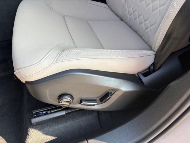 Photo of 2026 Aurora Silver Volvo XC60