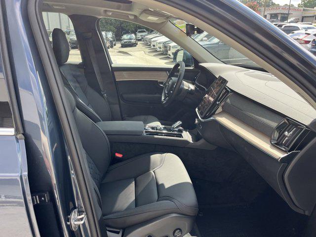 Photo of 2025 Denim Blue Metallic Volvo XC90