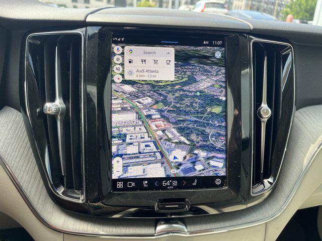 Photo of 2024 Crystal White Metallic Volvo XC60