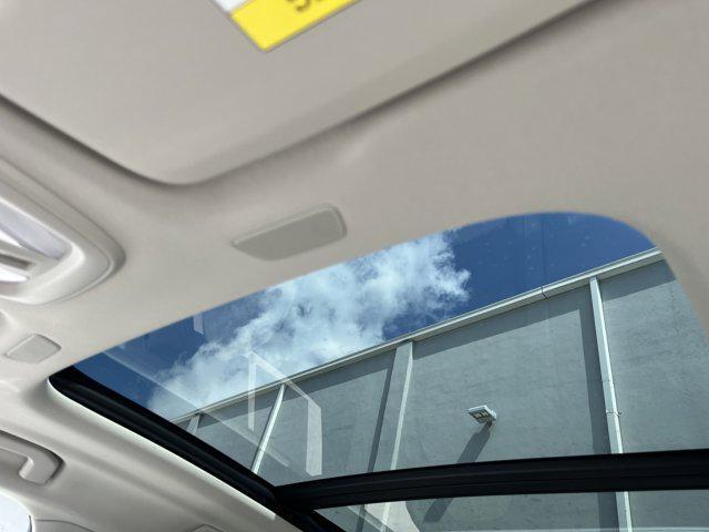 Photo of 2024 Crystal White Metallic Volvo XC60
