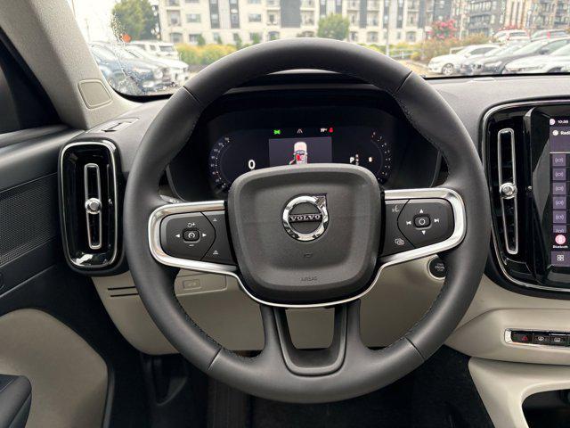 Photo of 2026 Aurora Silver Volvo XC40