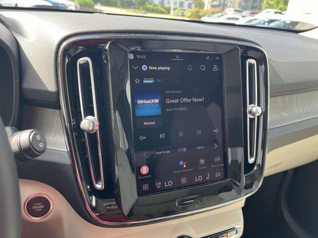 Photo of 2026 Vapour Grey Volvo XC40