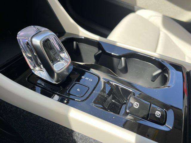 Photo of 2026 Vapour Grey Volvo XC40