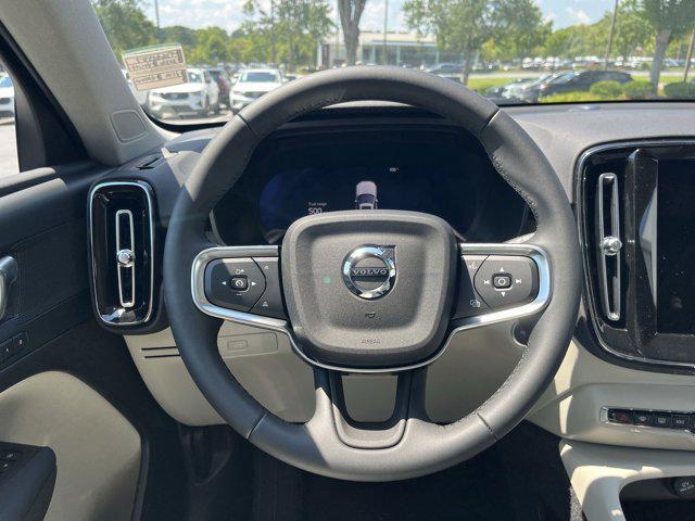 Photo of 2026 Vapour Grey Volvo XC40