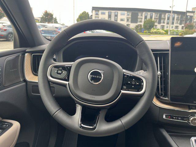 Photo of 2026 Crystal White Volvo XC60