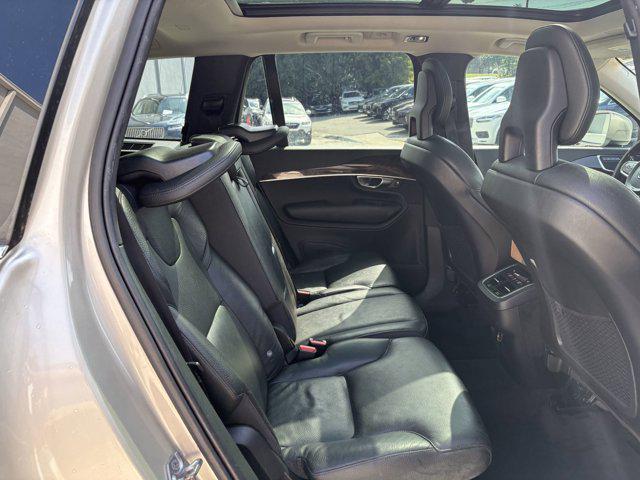 Photo of 2016 Luminous Sand Metallic Volvo XC90