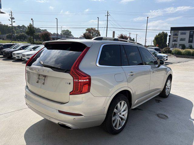 Photo of 2016 Luminous Sand Metallic Volvo XC90