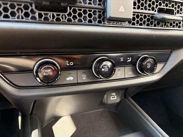 Photo of 2023 Crystal Black Pearl Honda HR-V