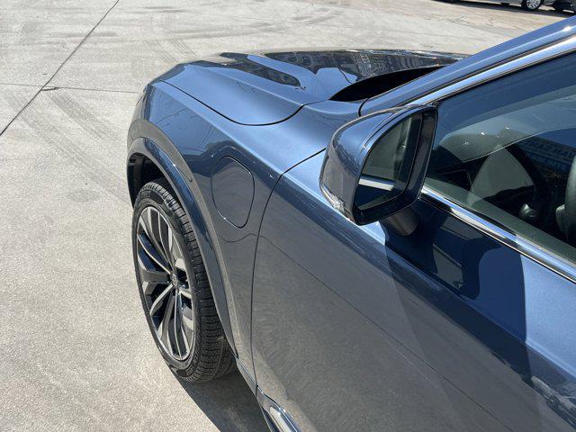 Photo of 2025 Denim Blue Volvo XC90 Plug-In Hybrid