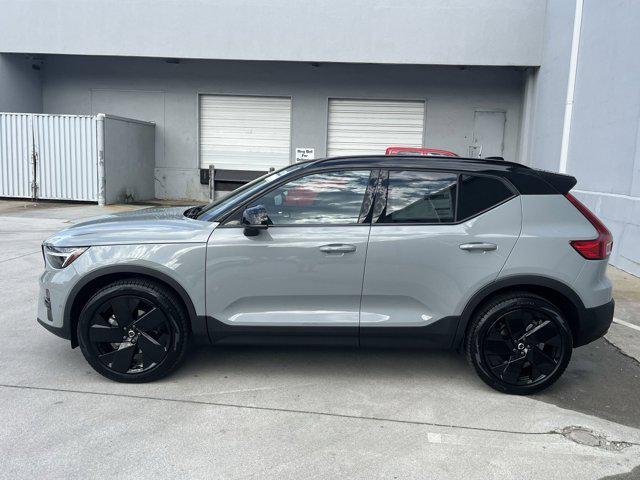 Photo of 2026 Vapour Grey Volvo XC40