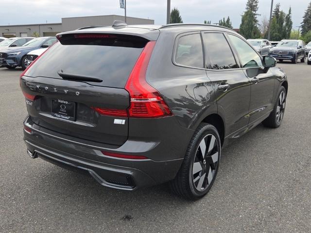 Photo of 2024 Silver Dawn Metallic Volvo XC60 Recharge Plug-In Hybrid