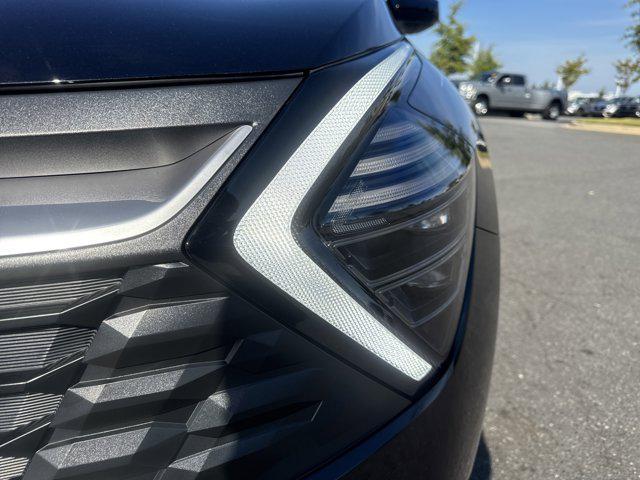 Photo of 2025 Fusion Black Kia Sportage Hybrid