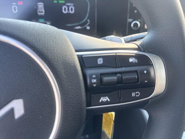 Photo of 2025 Fusion Black Kia Sportage Hybrid