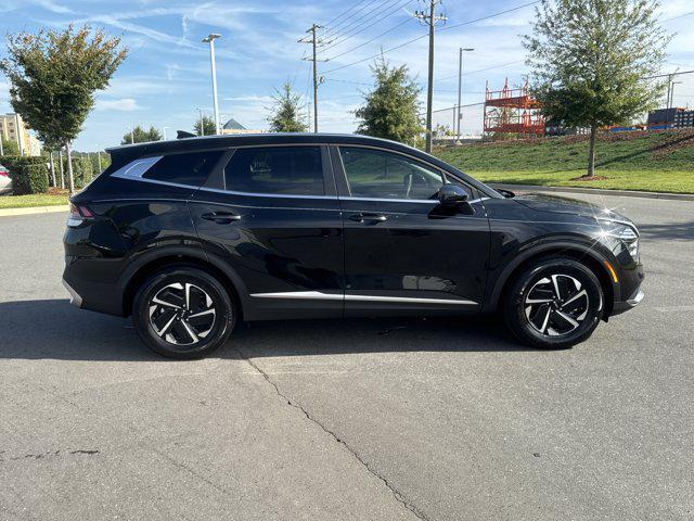 Photo of 2025 Fusion Black Kia Sportage Hybrid