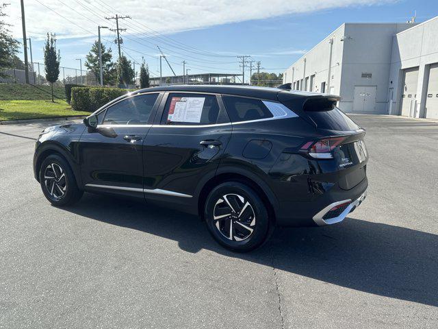 Photo of 2025 Fusion Black Kia Sportage Hybrid