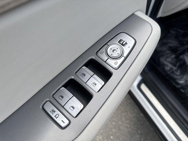 Photo of 2022 Hyper White Hyundai PALISADE