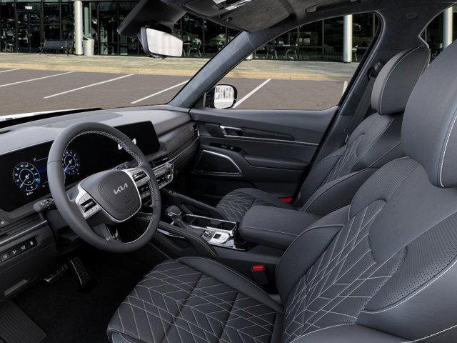 Photo of 2025 Ebony Black Kia Telluride