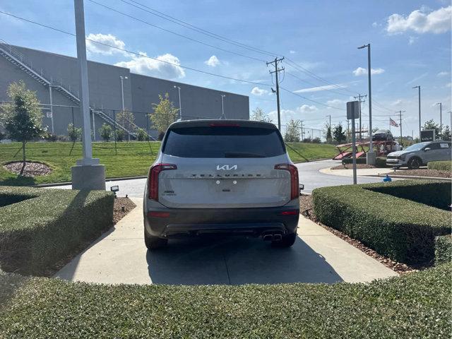 Photo of 2022 Wolf Gray Kia Telluride