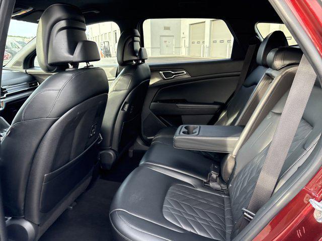 Photo of 2023 Dawning Red Kia Sportage