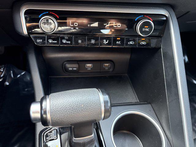 Photo of 2022 Sapphire Blue Kia K5