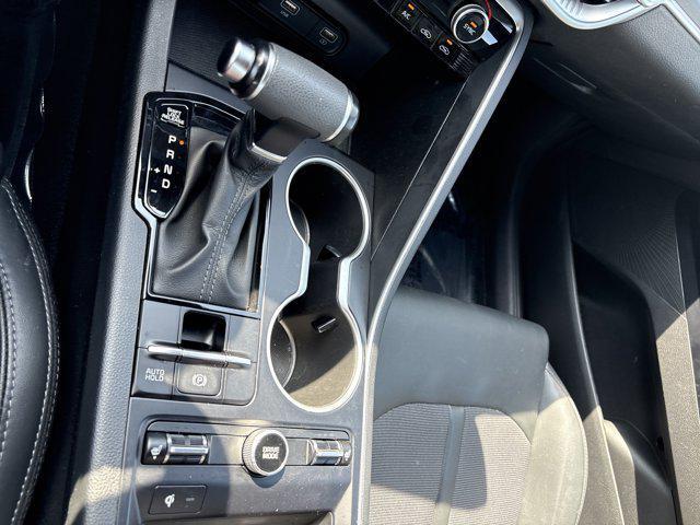 Photo of 2022 Sapphire Blue Kia K5