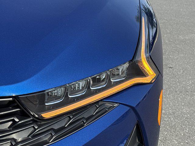 Photo of 2022 Sapphire Blue Kia K5