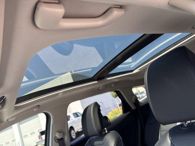 Photo of 2023 Gravity Gray Kia Sportage Hybrid