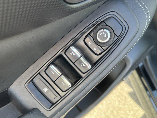 Photo of 2019 Crystal Black Silica Subaru Forester