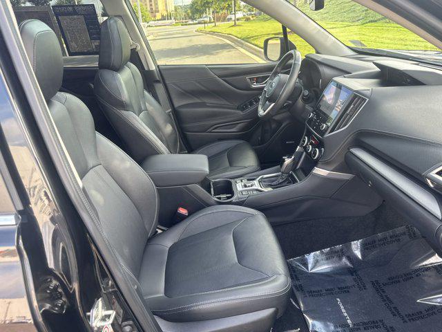 Photo of 2019 Crystal Black Silica Subaru Forester