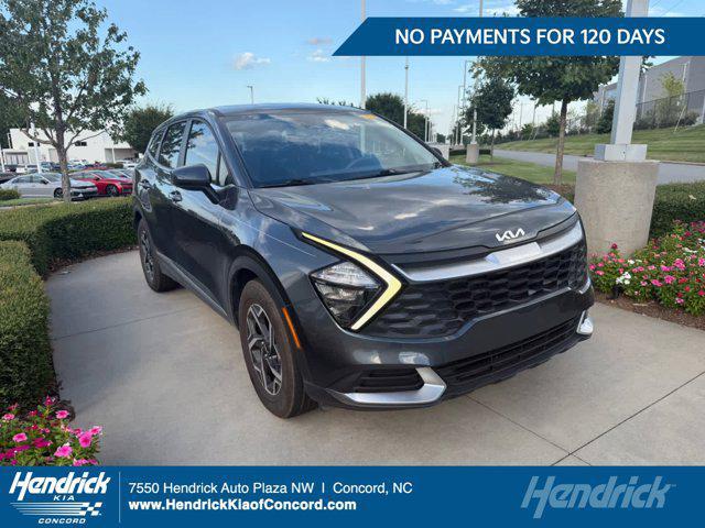 Photo of 2023 Gravity Gray Kia Sportage