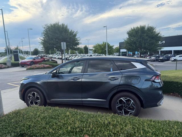 Photo of 2023 Gravity Gray Kia Sportage