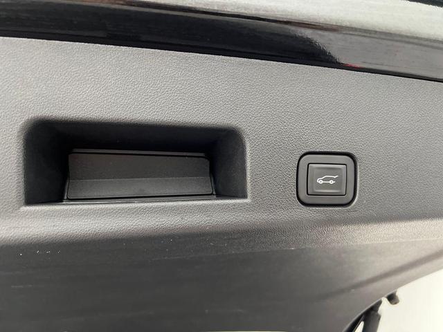 Photo of 2025 Ebony Twilight Metallic GMC Acadia