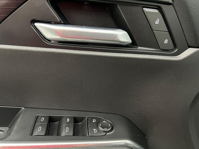 Photo of 2025 Ebony Twilight Metallic GMC Acadia