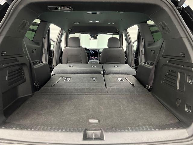 Photo of 2025 Ebony Twilight Metallic GMC Acadia