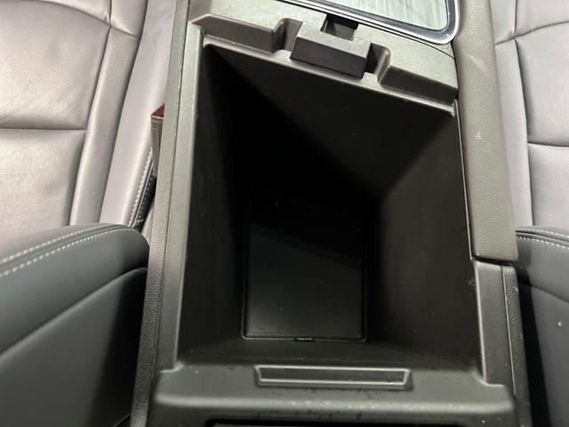 Photo of 2024 Summit White Buick Enclave