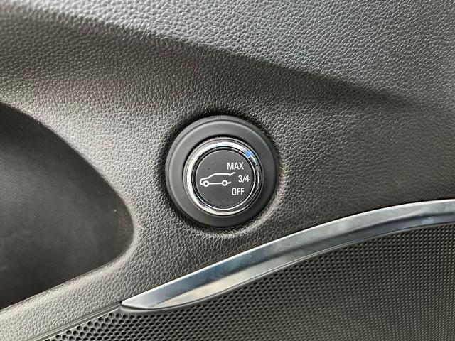 Photo of 2024 Summit White Buick Enclave
