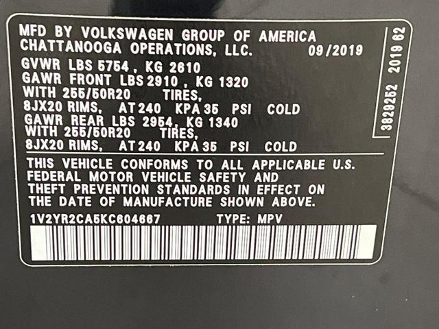 Photo of 2019 Deep Black Pearl Volkswagen Atlas