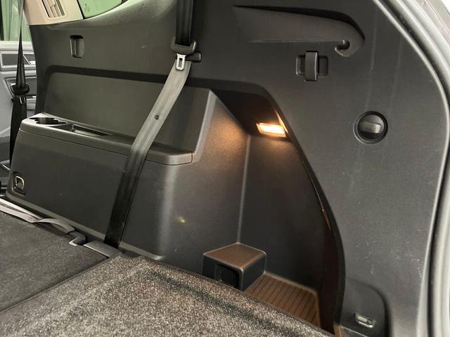 Photo of 2019 Deep Black Pearl Volkswagen Atlas