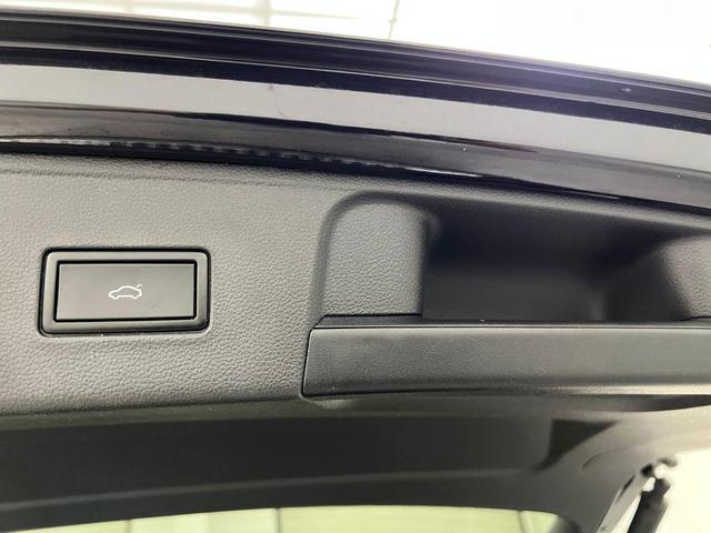 Photo of 2019 Deep Black Pearl Volkswagen Atlas