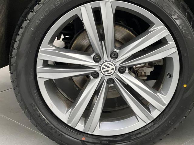 Photo of 2019 Deep Black Pearl Volkswagen Atlas
