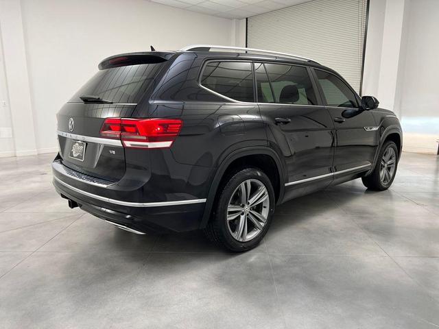 Photo of 2019 Deep Black Pearl Volkswagen Atlas