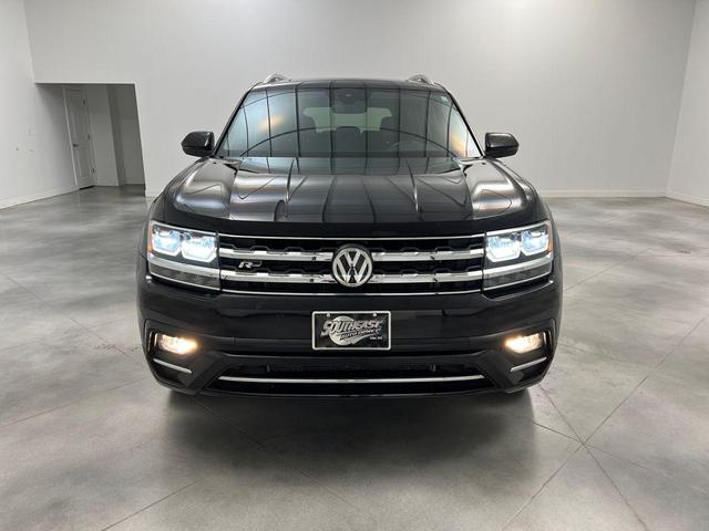 Photo of 2019 Deep Black Pearl Volkswagen Atlas