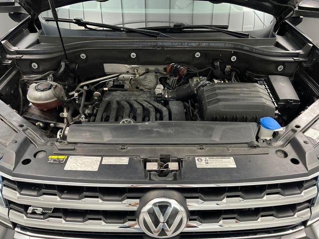 Photo of 2019 Deep Black Pearl Volkswagen Atlas