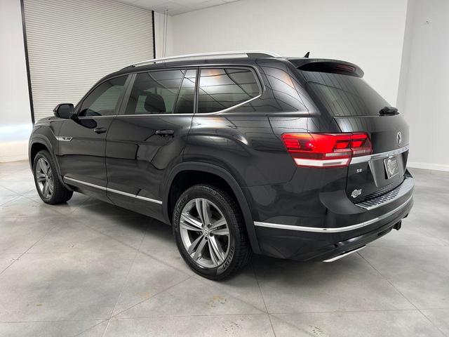 Photo of 2019 Deep Black Pearl Volkswagen Atlas