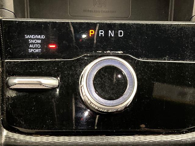 Photo of 2024 Silver Zynith Jeep Grand Cherokee L